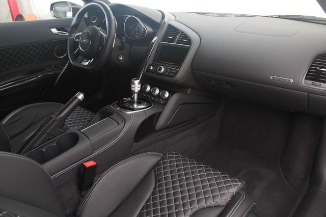 2014 Audi R8 2dr Coupe Automatic quattro V10 plus - 22957596 - 5