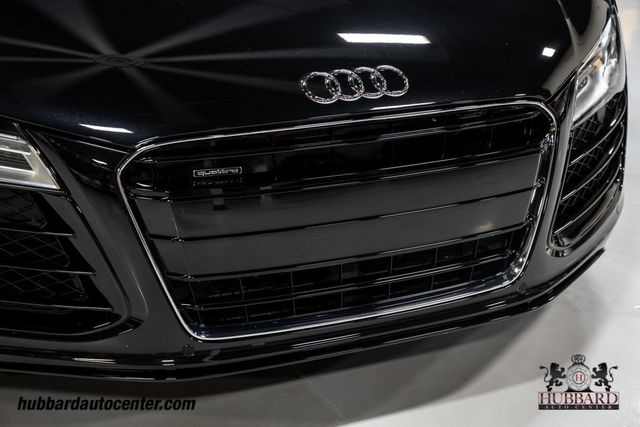 2014 Audi R8 2dr Coupe Automatic quattro V8 - 22910597 - 27