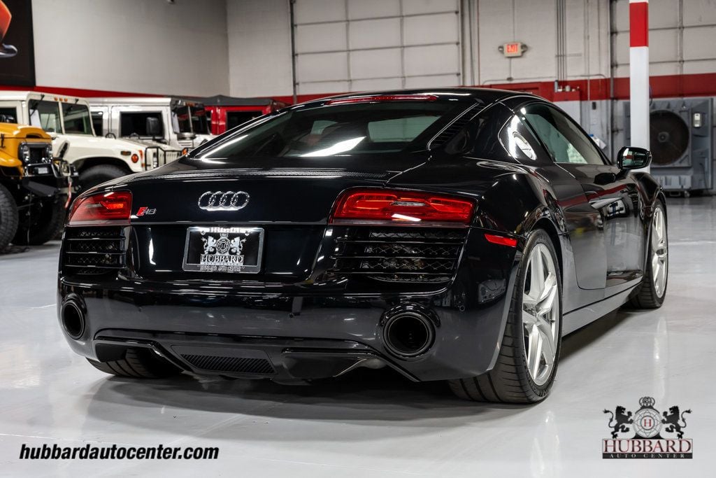 2014 Audi R8 Coupe Quattro V8 photo 42