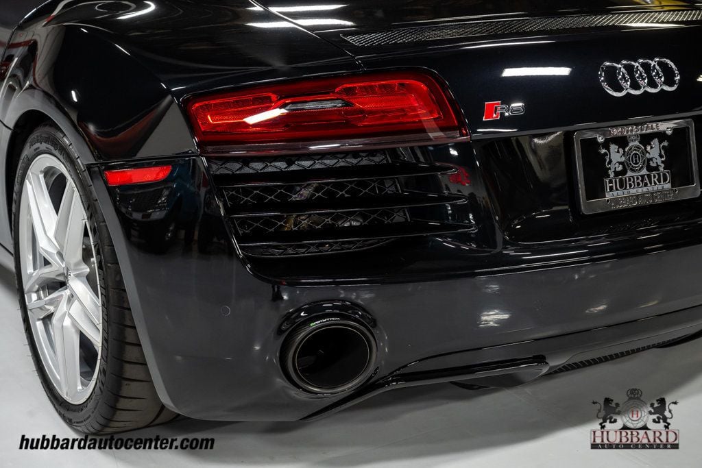 2014 Audi R8 Coupe Quattro V8 photo 44
