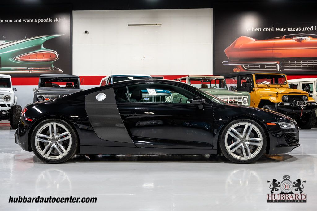 2014 Audi R8 Coupe Quattro V8 photo 6