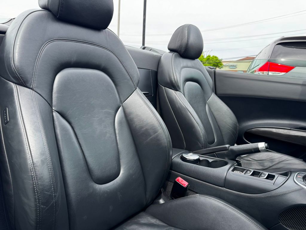 2014 Audi R8 Spyder 2dr Conv Auto quattro Spyder V10 - 23023332 - 20