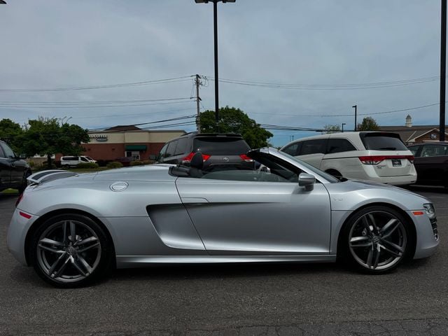 2014 Audi R8 Spyder 2dr Conv Auto quattro Spyder V10 - 23023332 - 3