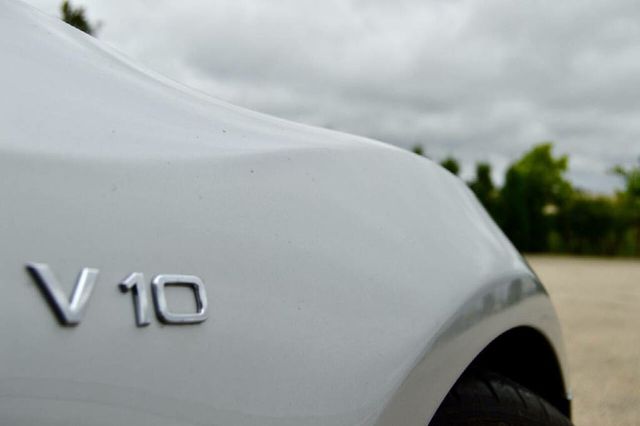 2014 Audi R8 Spyder 2dr Conv Auto quattro Spyder V10 - 23038110 - 18