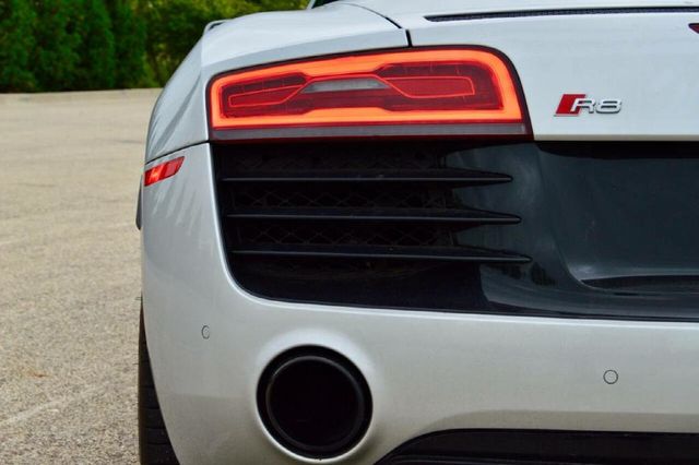 2014 Audi R8 Spyder 2dr Conv Auto quattro Spyder V10 - 23038110 - 22