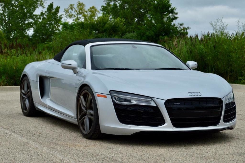 2014 Audi R8 Spyder 2dr Conv Auto quattro Spyder V10 - 23038110 - 2