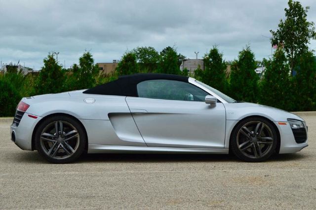 2014 Audi R8 Spyder 2dr Conv Auto quattro Spyder V10 - 23038110 - 3