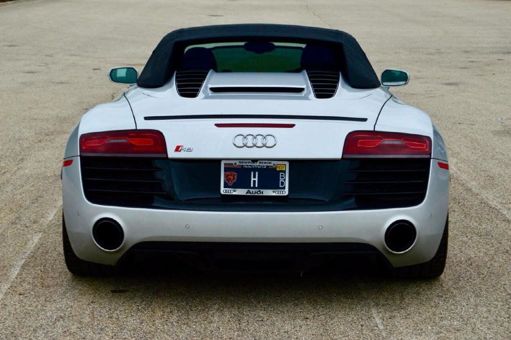 2014 Audi R8 Spyder 2dr Conv Auto quattro Spyder V10 - 23038110 - 5