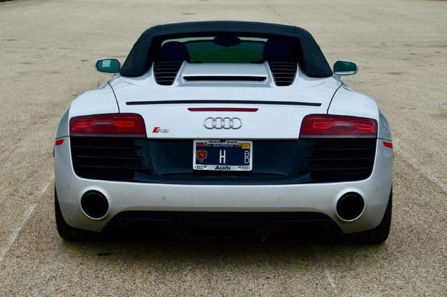 2014 Audi R8 Spyder 2dr Conv Auto quattro Spyder V10 - 23038110 - 5
