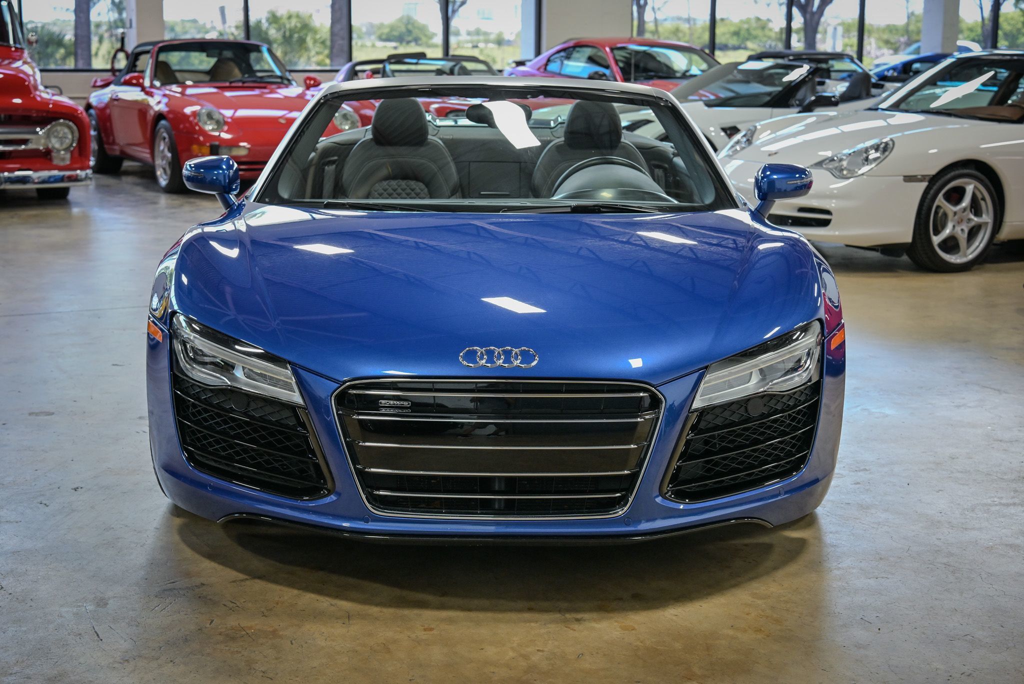 2014 Audi R8 Quattro Spyder V10 photo 14