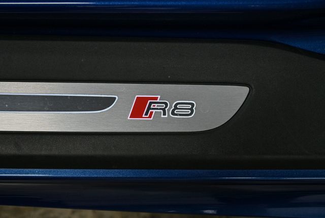 2014 Audi R8 Spyder 2dr Conv Man quattro Spyder V10 - 22856504 - 21