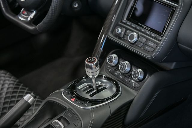 2014 Audi R8 Spyder 2dr Conv Man quattro Spyder V10 - 22856504 - 28