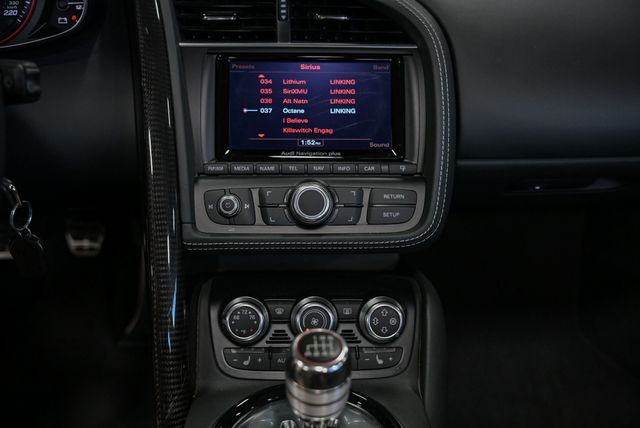 2014 Audi R8 Spyder 2dr Conv Man quattro Spyder V10 - 22856504 - 37