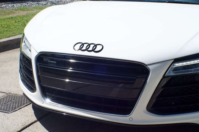 2014 Audi R8 Spyder MSRP$152000/Quattro-Spyder-V8/ConveniencePkg/HeatedSportSeats - 23013831 - 9