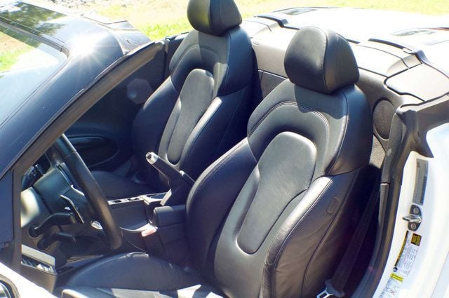 2014 Audi R8 Spyder MSRP$152000/Quattro-Spyder-V8/ConveniencePkg/HeatedSportSeats - 23013831 - 22