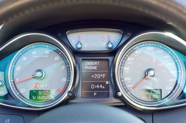 2014 Audi R8 Spyder MSRP$152000/Quattro-Spyder-V8/ConveniencePkg/HeatedSportSeats - 23013831 - 29