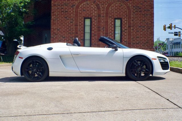 2014 Audi R8 Spyder MSRP$152000/Quattro-Spyder-V8/ConveniencePkg/HeatedSportSeats - 23013831 - 3