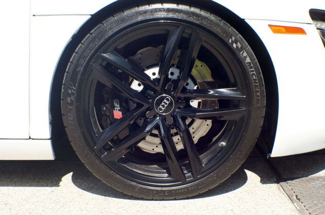 2014 Audi R8 Spyder MSRP$152000/Quattro-Spyder-V8/ConveniencePkg/HeatedSportSeats - 23013831 - 52