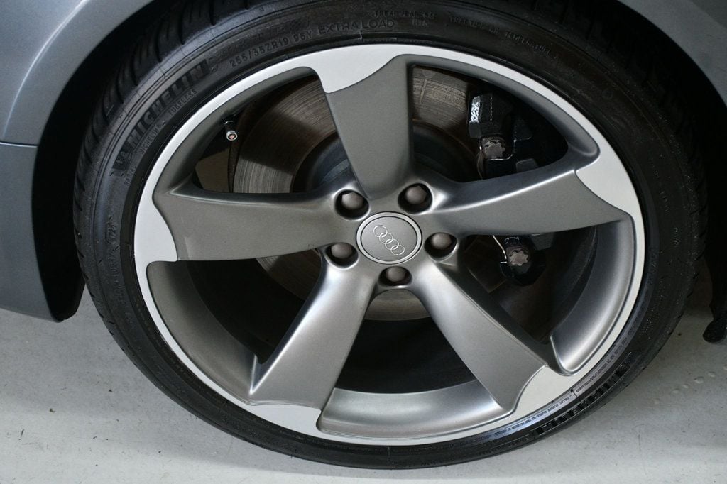 2014 Audi S5 Prestige photo 27