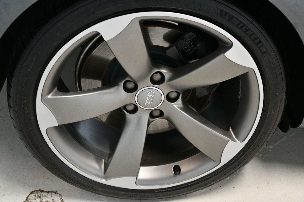 2014 Audi S5 Prestige photo 28