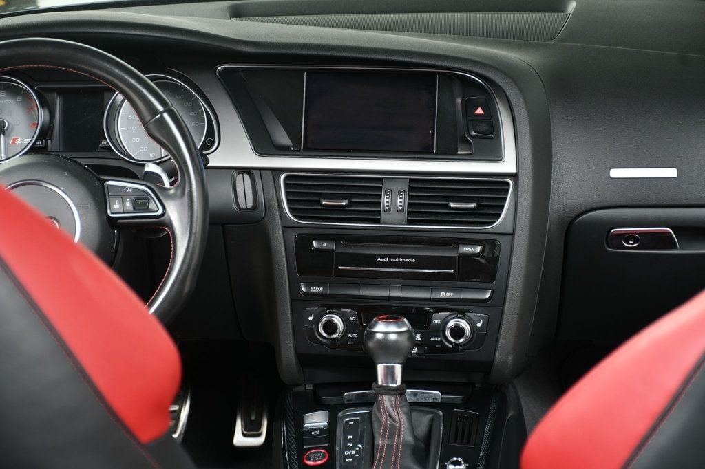 2014 Audi S5 Prestige photo 5