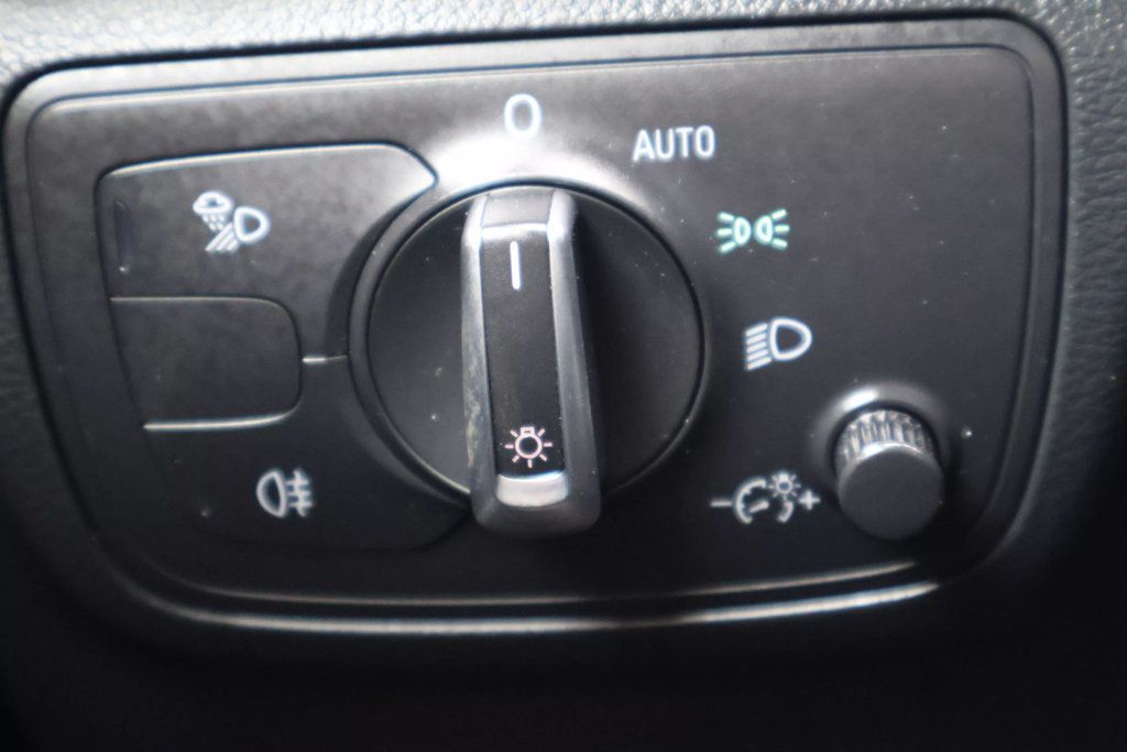 2014 Audi S6 PRESTIGE TRIM, LOADED, V8, SURROUND VIEW CAM, NAVI, SUNROOF!!! - 22846544 - 28