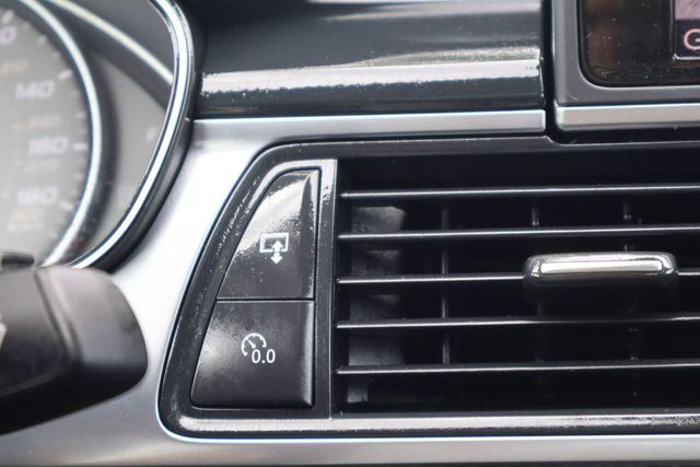 2014 Audi S6 PRESTIGE TRIM, LOADED, V8, SURROUND VIEW CAM, NAVI, SUNROOF!!! - 22846544 - 32