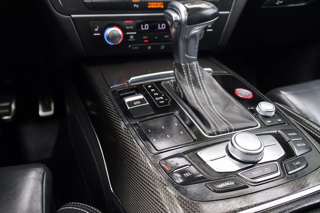 2014 Audi S6 PRESTIGE TRIM, LOADED, V8, SURROUND VIEW CAM, NAVI, SUNROOF!!! - 22846544 - 34