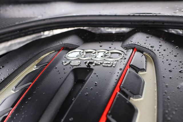 2014 Audi S6 PRESTIGE TRIM, LOADED, V8, SURROUND VIEW CAM, NAVI, SUNROOF!!! - 22846544 - 56