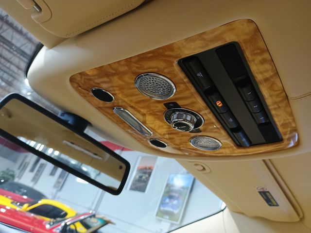 2014 Bentley Continental Flying Spur 4dr Sedan W12 Mulliner Clean Carfax - 23064317 - 28