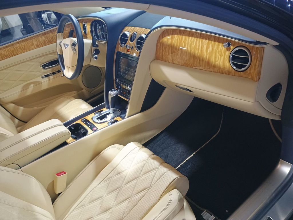 2014 Bentley Continental Flying Spur 4dr Sedan W12 Mulliner Clean Carfax - 23064317 - 39