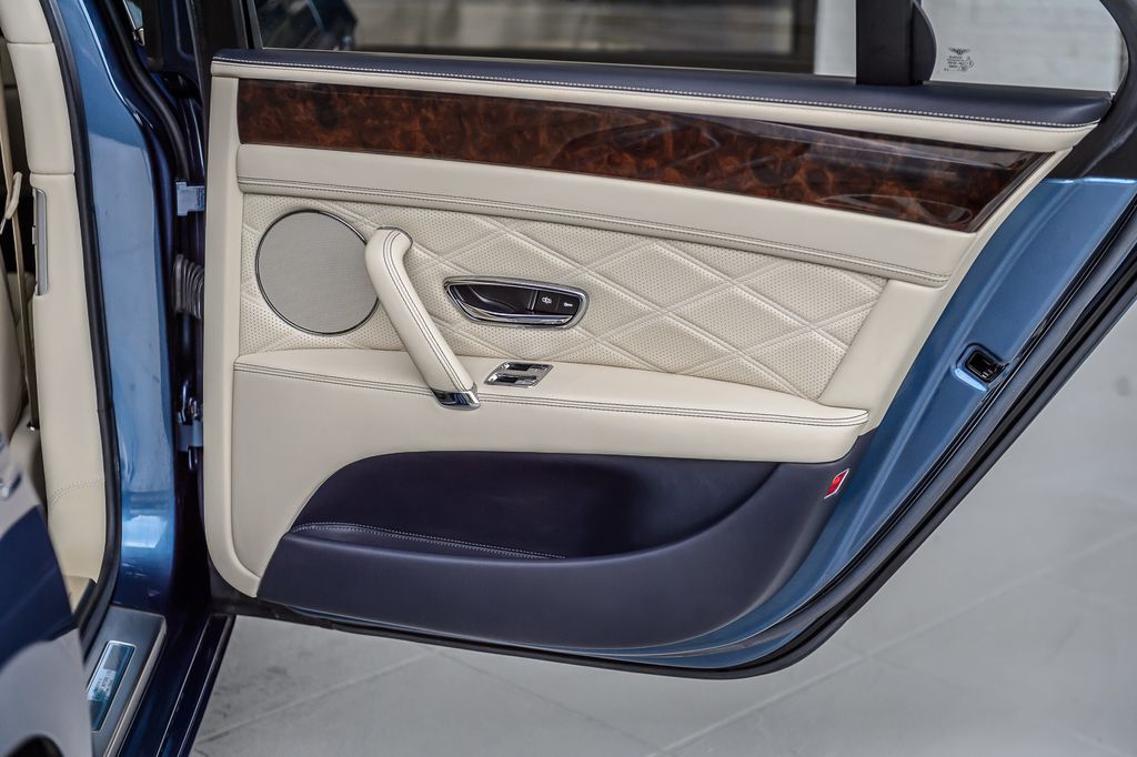 2014 Bentley Continental Flying Spur BENTLEY CONTINENTAL FLYING SPUR - GORGEOUS - WELL EQUIPPED  - 23023686 - 69