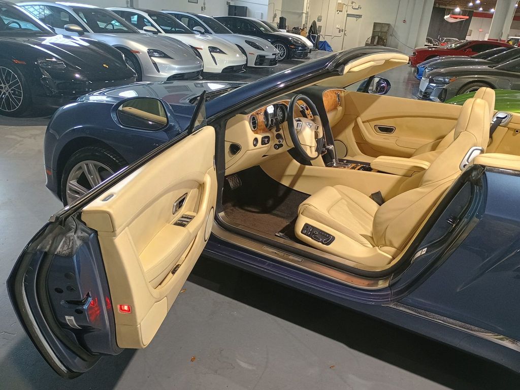 2014 Bentley Continental GT 2dr Convertible Clean Carfax Florida Car - 23059071 - 13