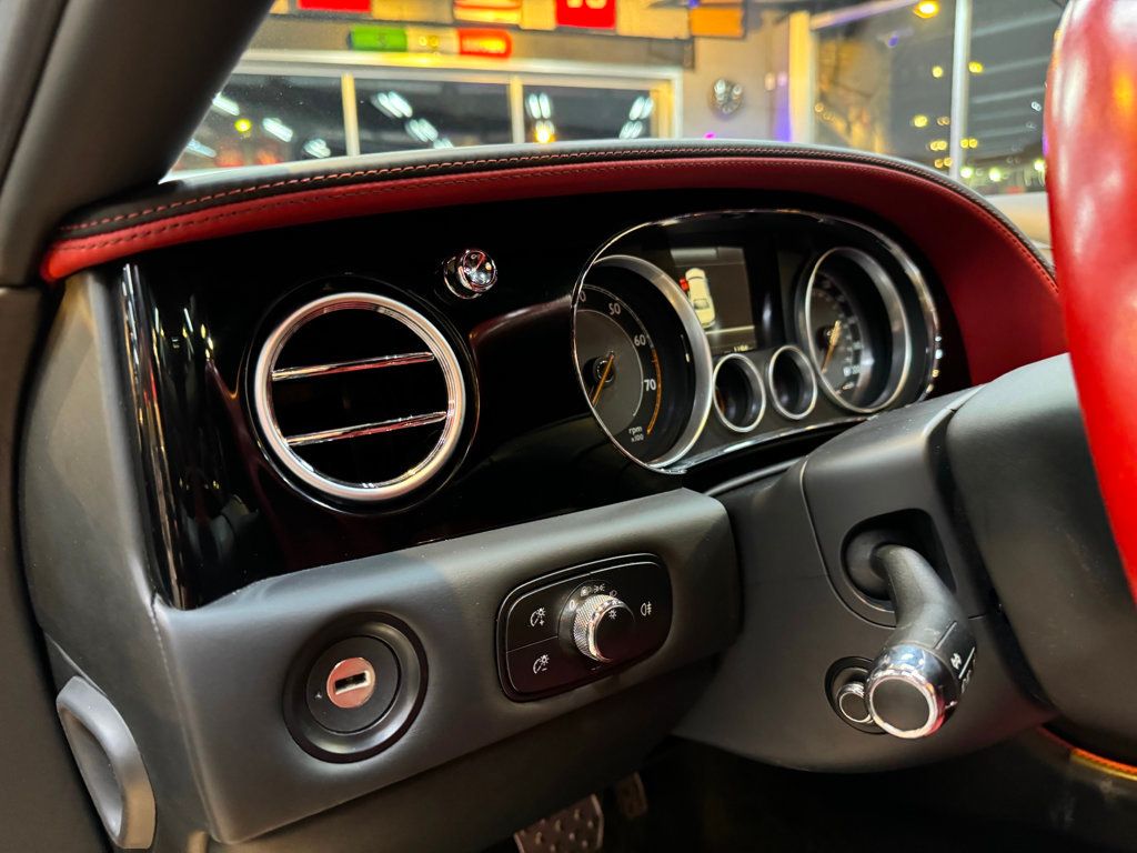 2014 Bentley Flying Spur photo 30
