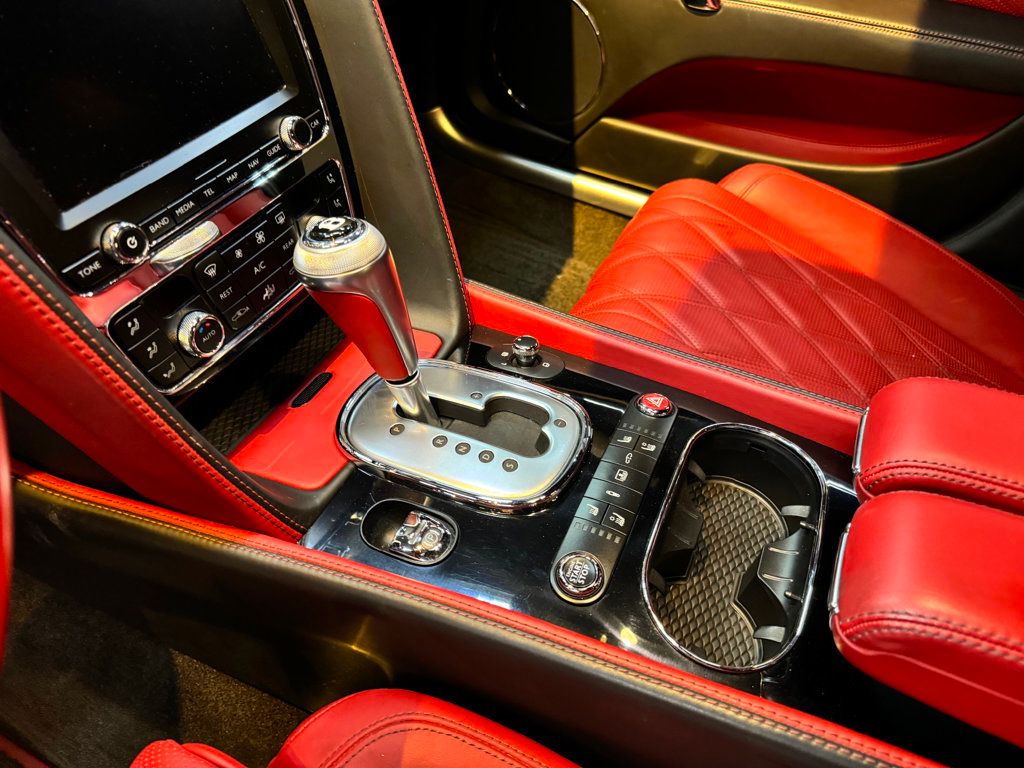 2014 Bentley Flying Spur photo 34