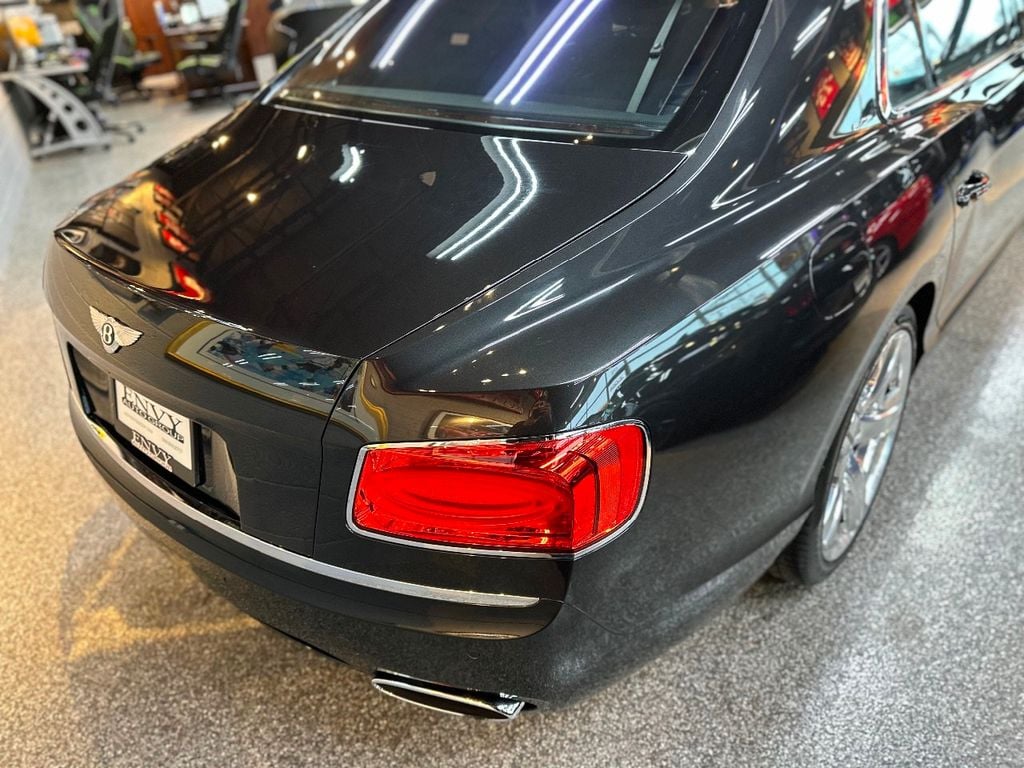 2014 Bentley Flying Spur Mulliner photo 16