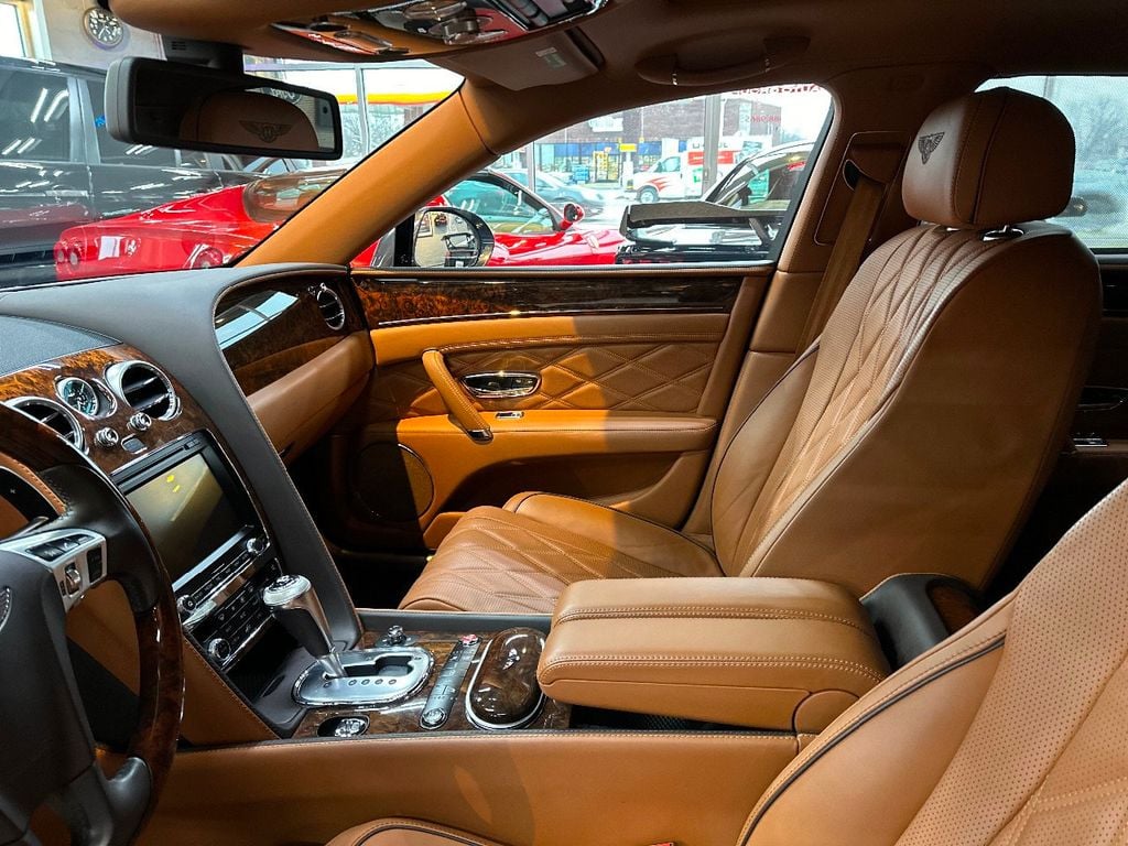 2014 Bentley Flying Spur Mulliner photo 31