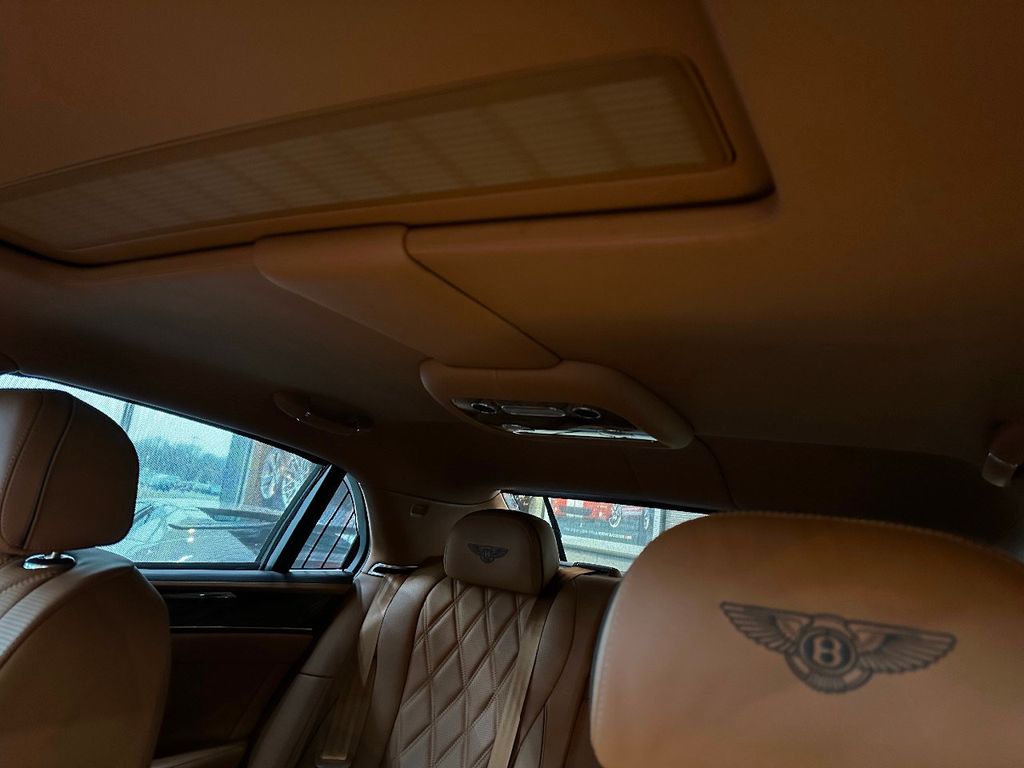 2014 Bentley Flying Spur Mulliner photo 40