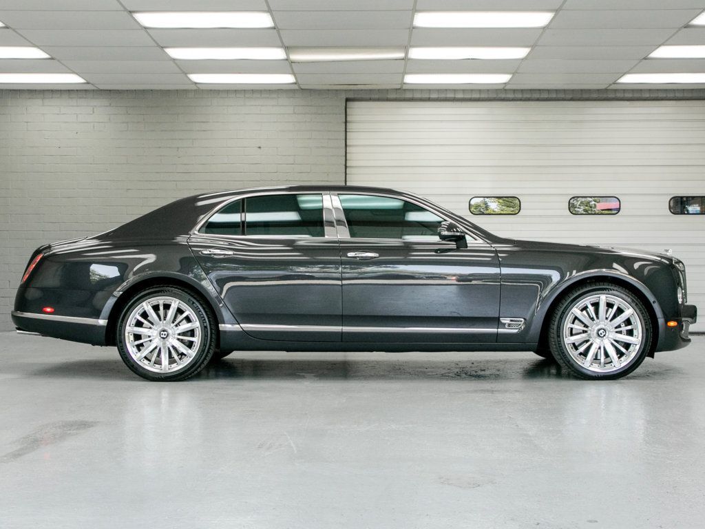 Bentley Mulsanne photo 3