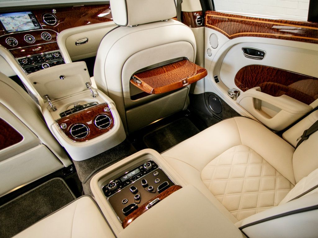 Bentley Mulsanne photo 34