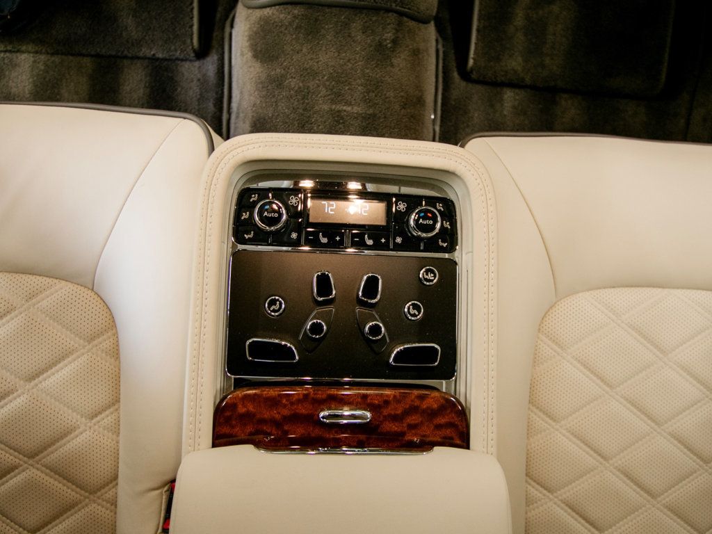Bentley Mulsanne photo 35
