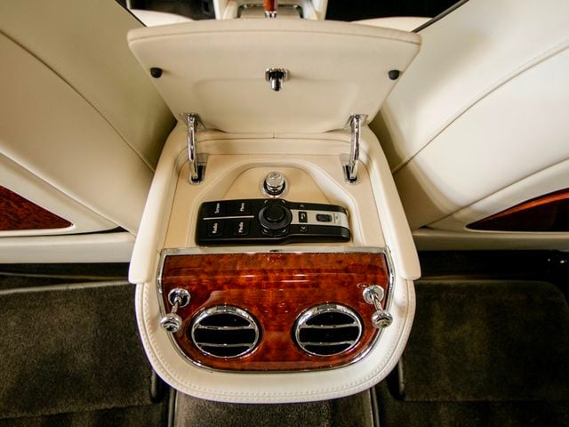 2014 Bentley Mulsanne 4dr Sedan - 23073406 - 35