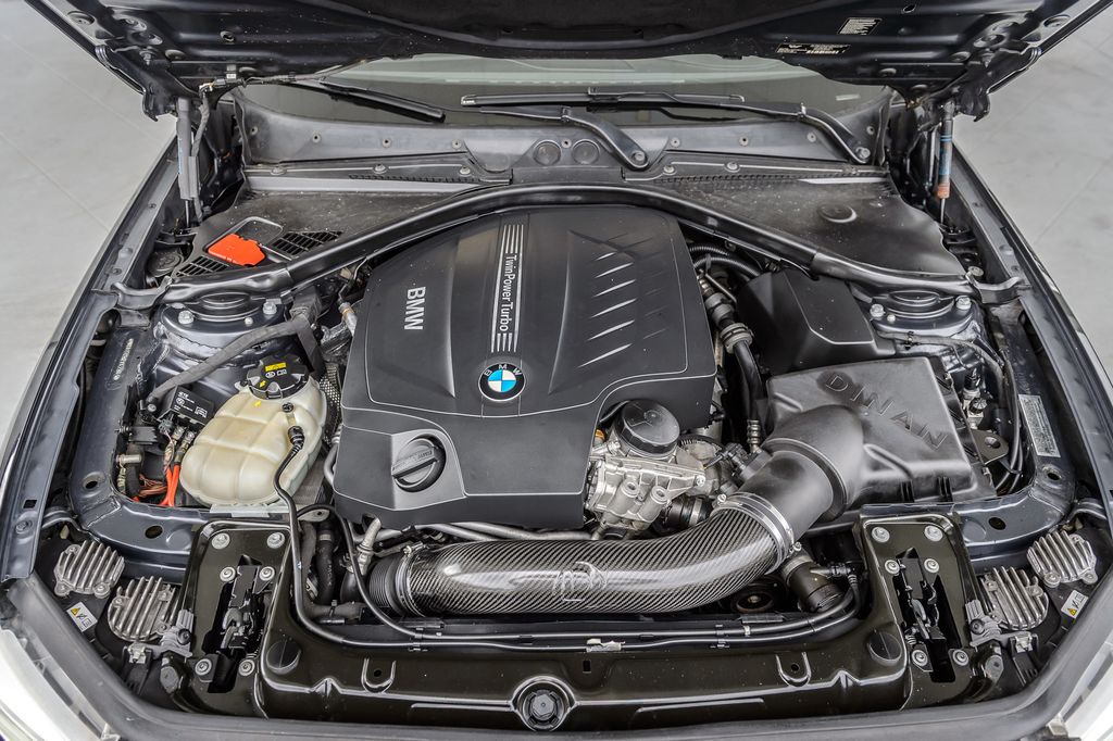 2014 BMW 2 Series M235i 6 SPEED MANUAL - RARE - WELL KEPT - VERY CLEAN - 22977037 - 15