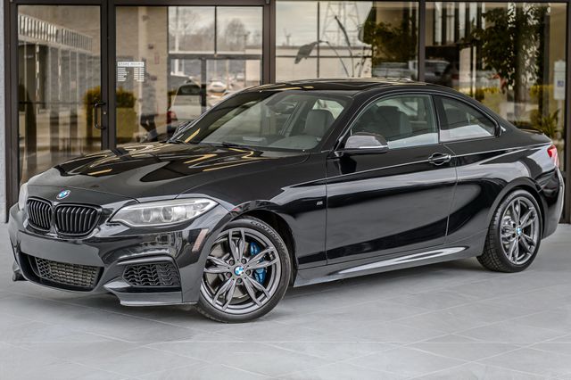 2014 BMW 2 Series M235i 6 SPEED MANUAL - RARE - WELL KEPT - VERY CLEAN - 22977037 - 1