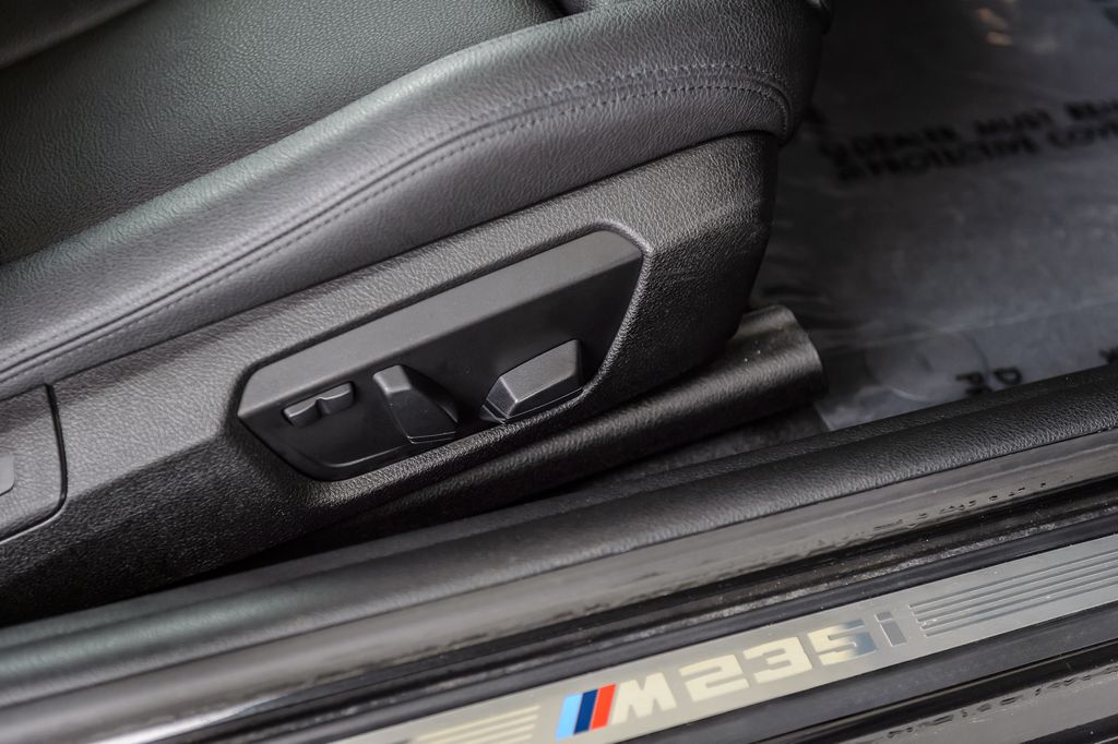 2014 BMW 2 Series M235i 6 SPEED MANUAL - RARE - WELL KEPT - VERY CLEAN - 22977037 - 39