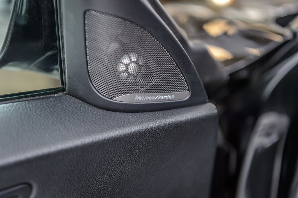 2014 BMW 2 Series M235i 6 SPEED MANUAL - RARE - WELL KEPT - VERY CLEAN - 22977037 - 43