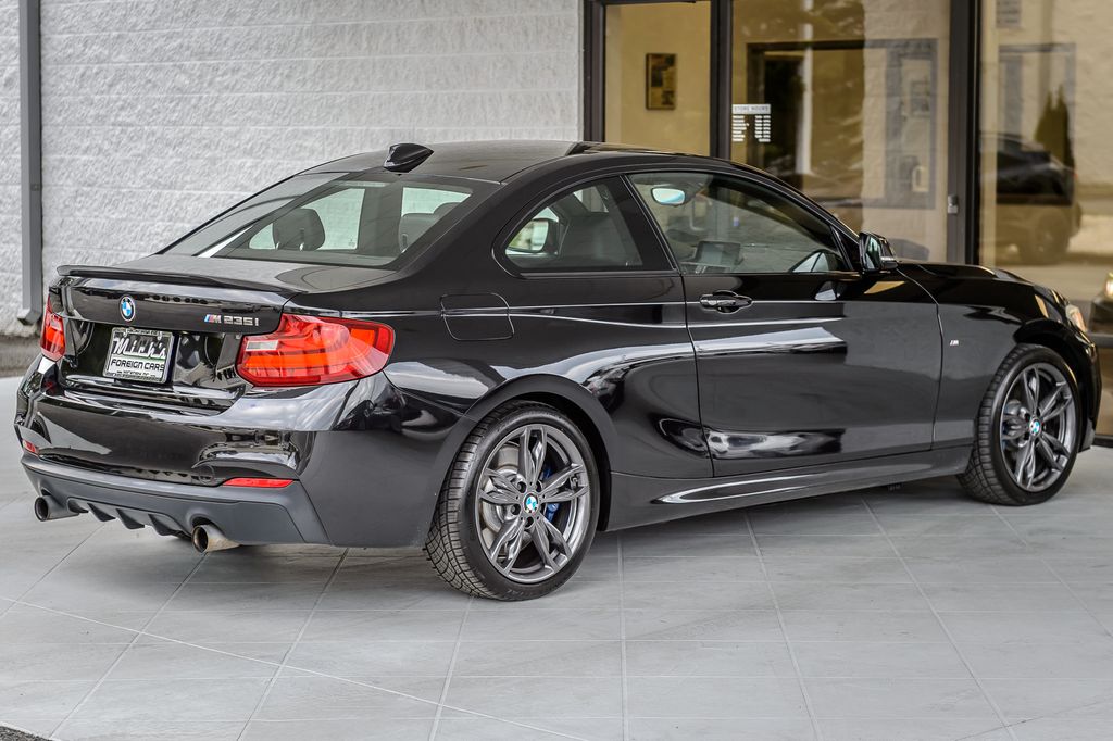 2014 BMW 2 Series M235i 6 SPEED MANUAL - RARE - WELL KEPT - VERY CLEAN - 22977037 - 8