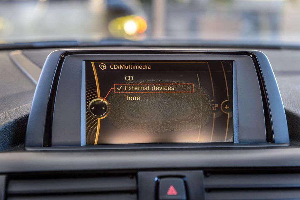 2014 BMW 2 Series M235i - NAV -  BACKUP CAM - TURBO - BLUETOOTH - GORGEOUS - 23099018 - 18