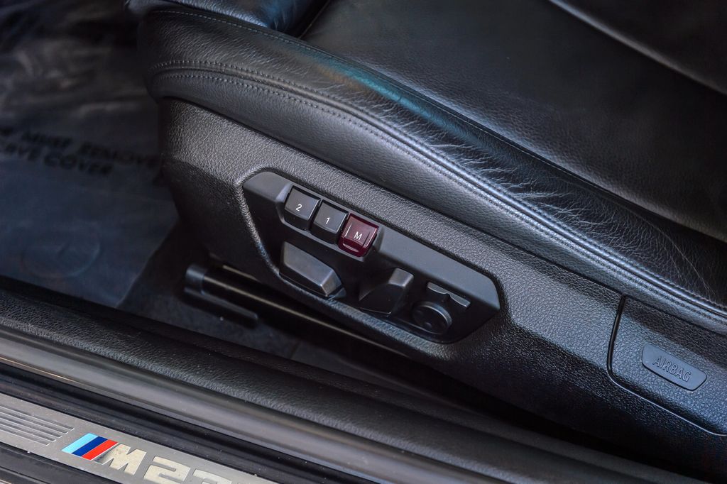 2014 BMW 2 Series M235i - NAV -  BACKUP CAM - TURBO - BLUETOOTH - GORGEOUS - 23099018 - 34
