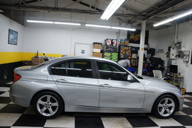 2014 BMW 3 Series 1-Owner, Immaculate, Low Mileage! - 23090624 - 15